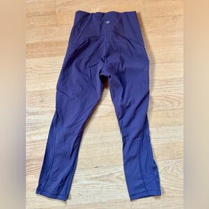 Lululemon high rise crop size 4
